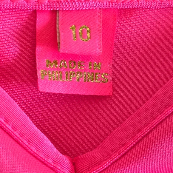 Lilly Pulitzer Almita Bright Pink Eyelet Dress, Size 10. Worn Once - Picture 5 of 10